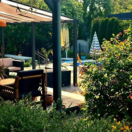 Apartment Poolgarden Nyaralo Siófok