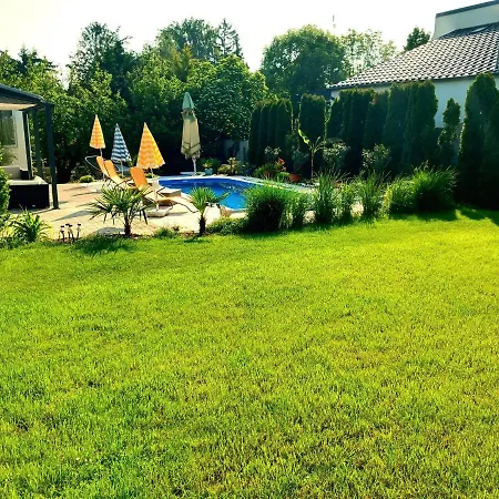 á.d. Poolgarden Apartman